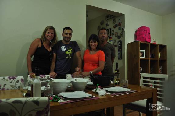 Convidados para jantar pelo Francisco e a Ângela, no mesmo prédio onde estamos hospedados em Florianópolis (casa do tio Walter), Santa Catarina